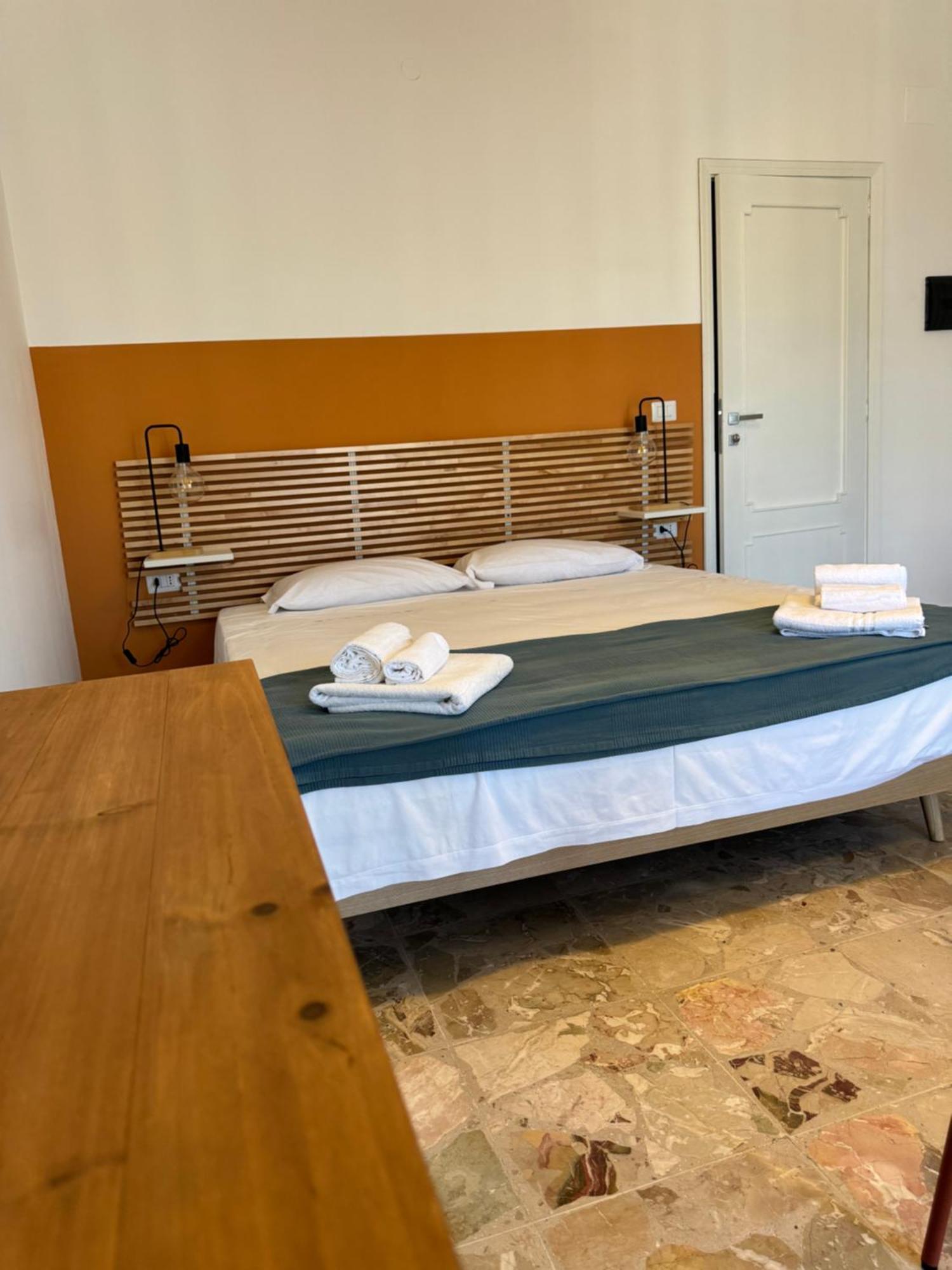 Hotel Casa Corso Aeroporto di Catania Fontana Rossa Esterno foto